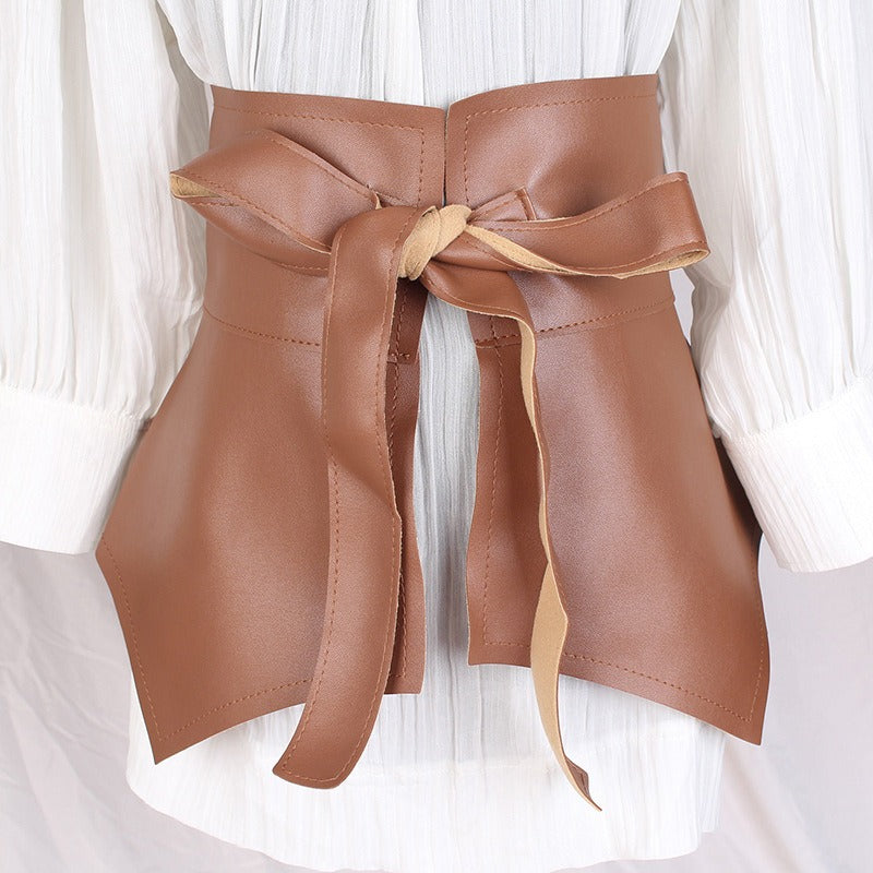 The Ruffle Peplum Waist Belt — Black