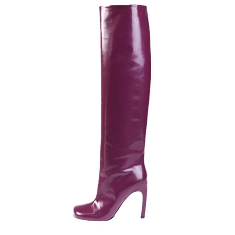 processing time:7-15 days after placing orders--Women's Autumn and Winter New Fashion Metal Decorated High Heel Boots Warm Short Fluffy High Round Head Boots.
