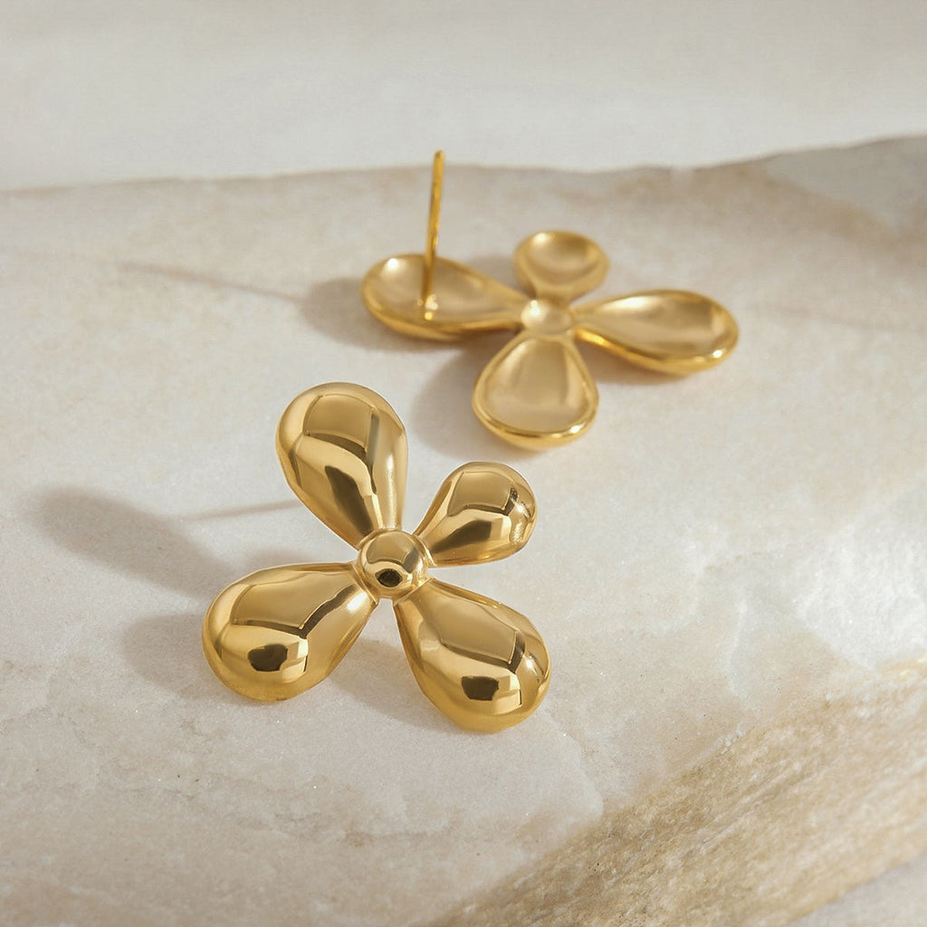 18K Gold Flower Earrings