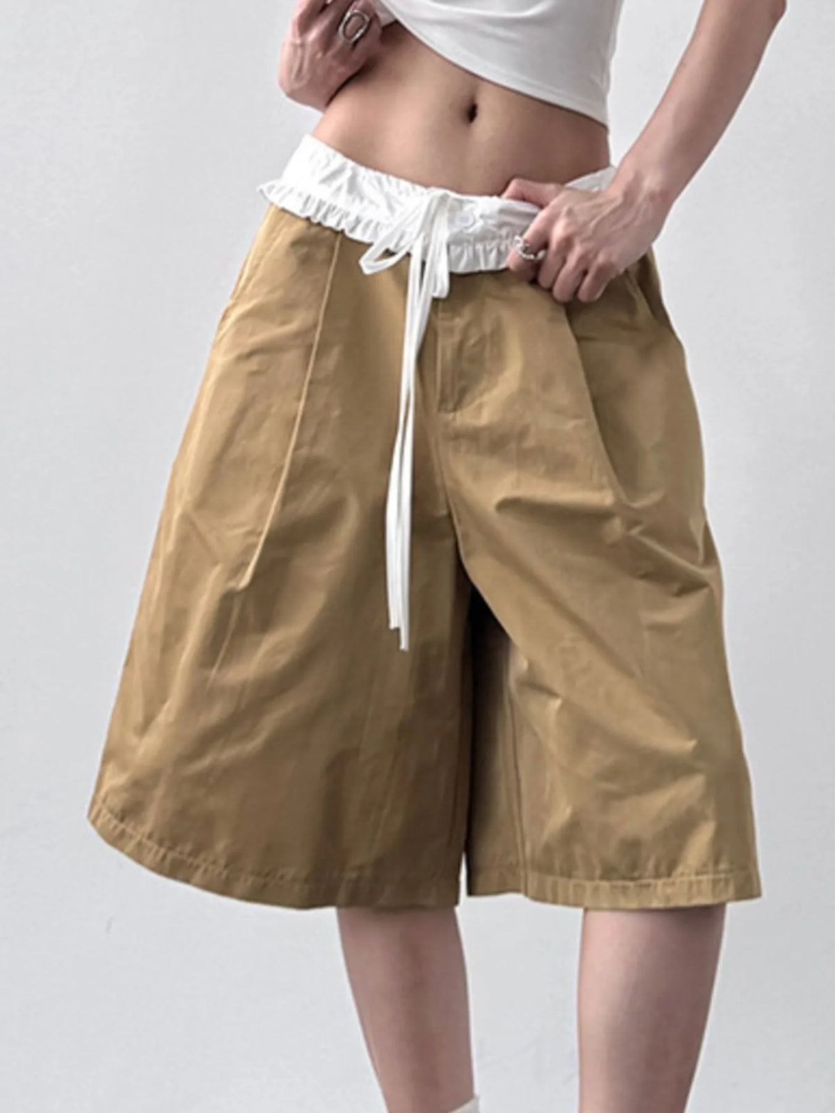 Contrast Waistband Wide-Leg Shorts