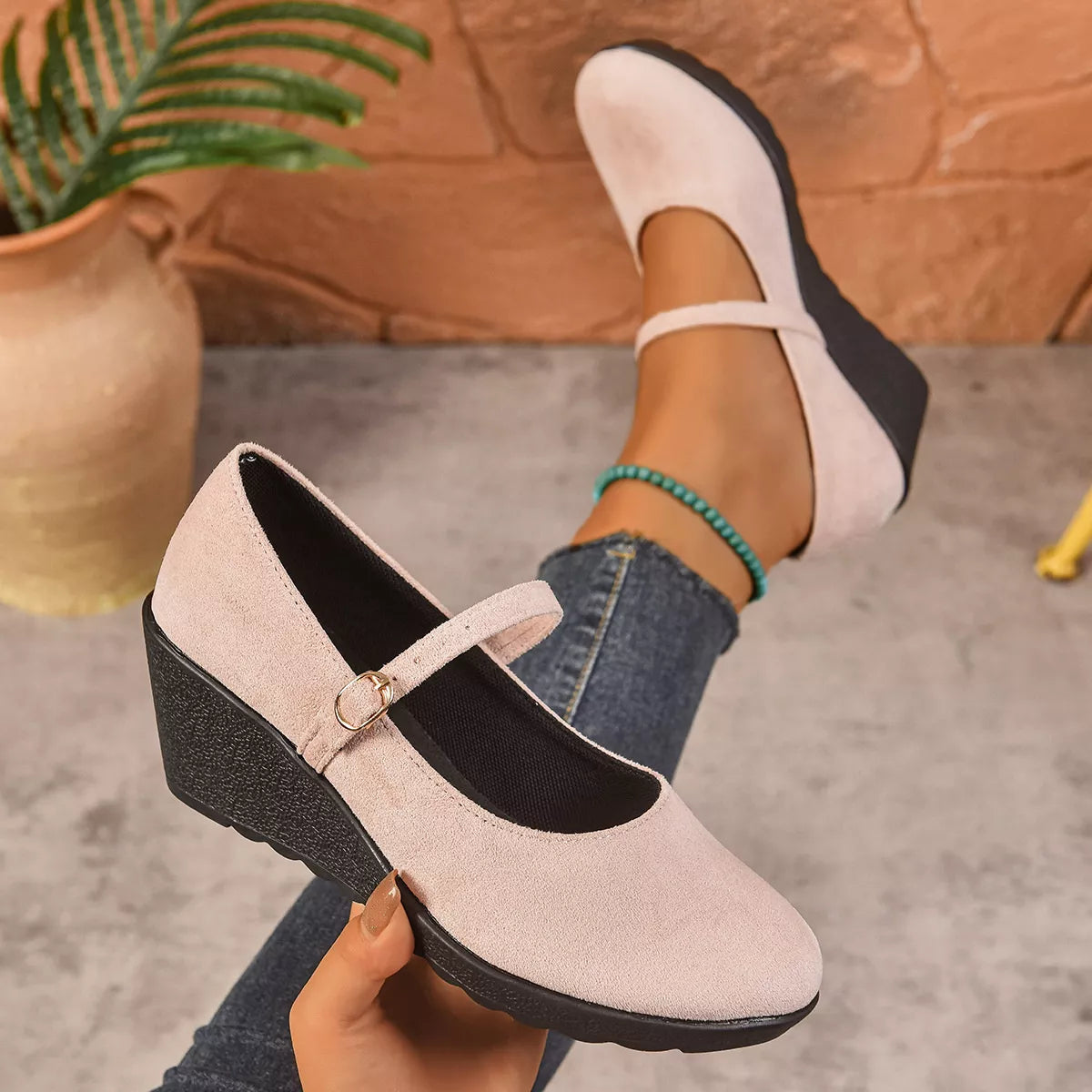 Round Toe Wedge Loafers