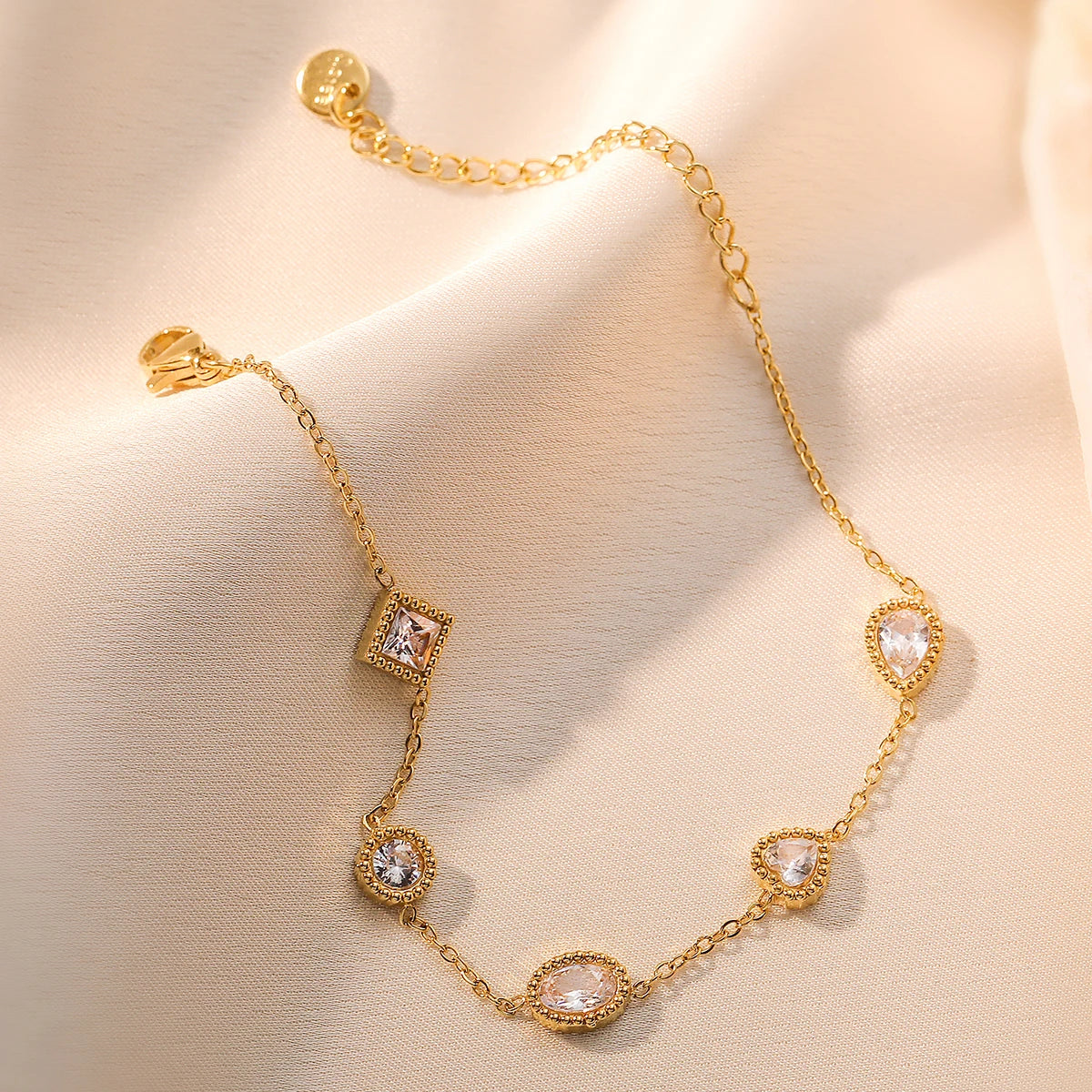 Delicate Chain Bracelet