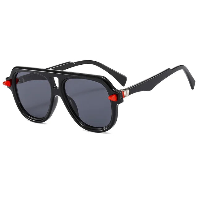 Men's trendy sunglasses with pilot frames for fashionable women