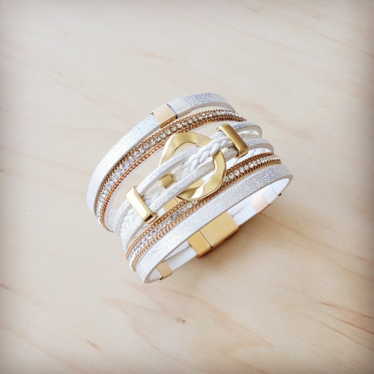 **White & Gold Magnetic Cuff 811L-0