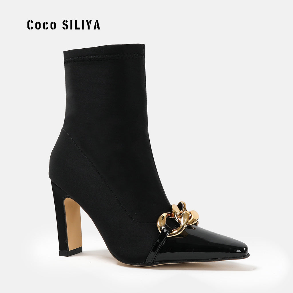 Autumn and Winter New Short Boots Women's Pointed Toe High Heel Thick Heel Medium Volume Martin Boots Large Size Boots