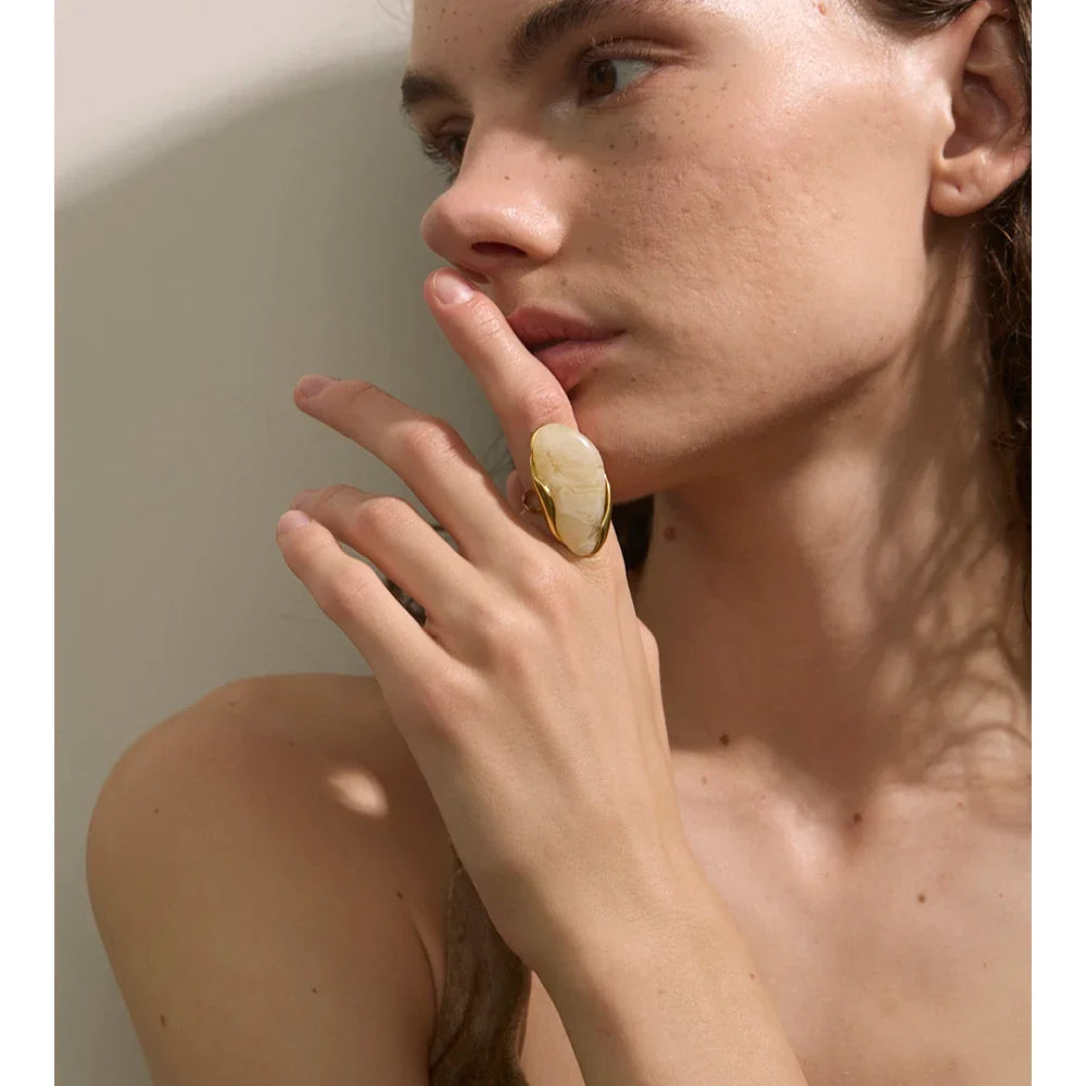 Brown Green Resin Geometric Ring