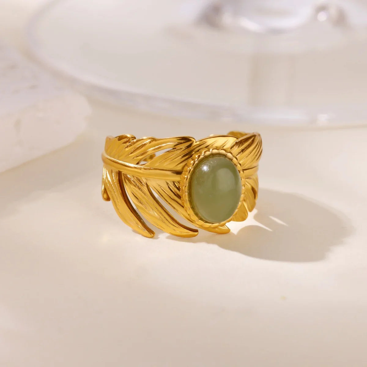 Vintage Green Stone Flower Zircon Ring