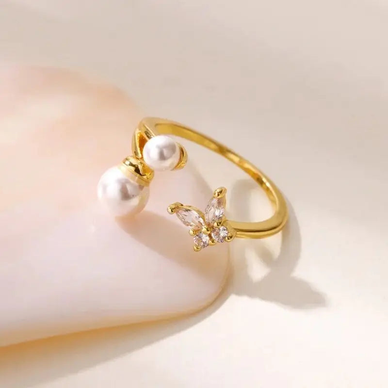 Zircon Butterfly Pearl Ring