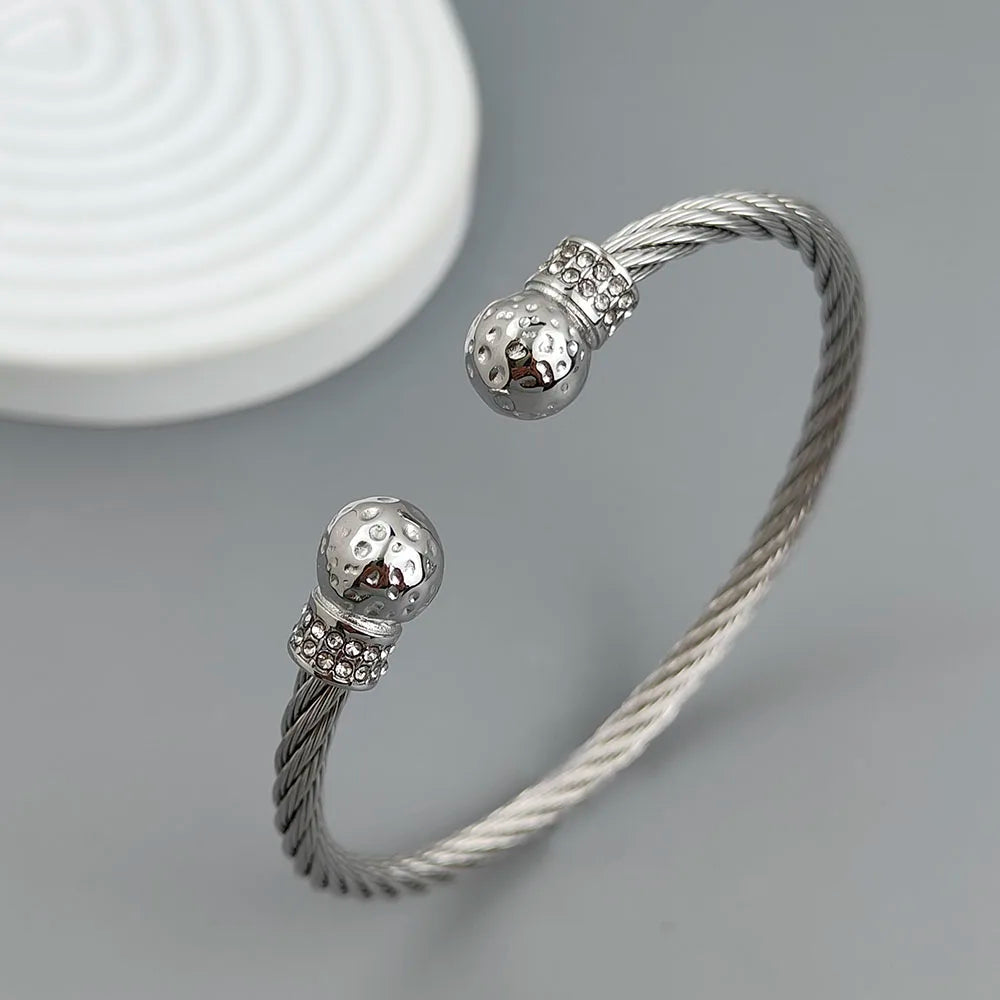 Wire Twisted Zirconia Gold Bracelet