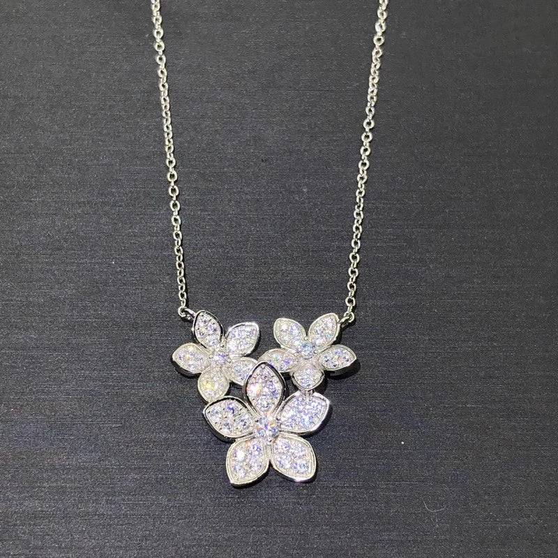 Huitan Shiny Flowers Design Pendant Necklace