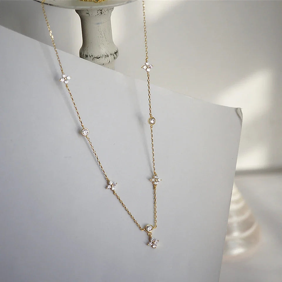 Zircon Four-Leaf Flower Chain Necklace