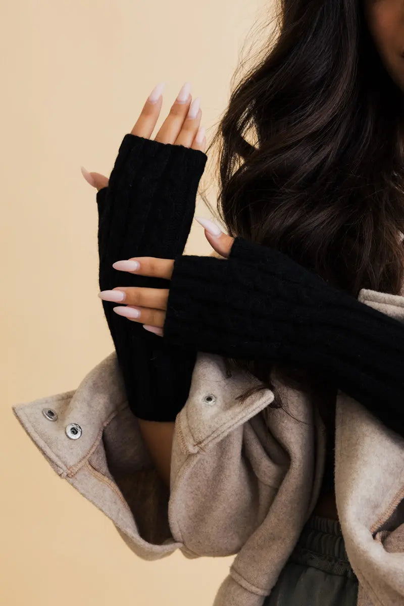 Cable Knit Fingerless Gloves-4