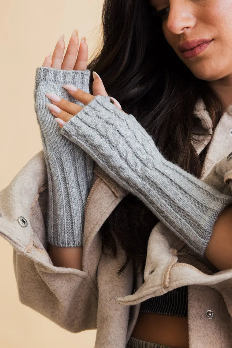 Cable Knit Fingerless Gloves-2
