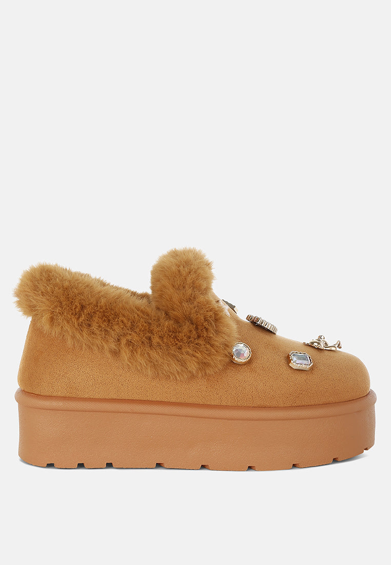 Zeta Charm Detail Slip On Snow Boots