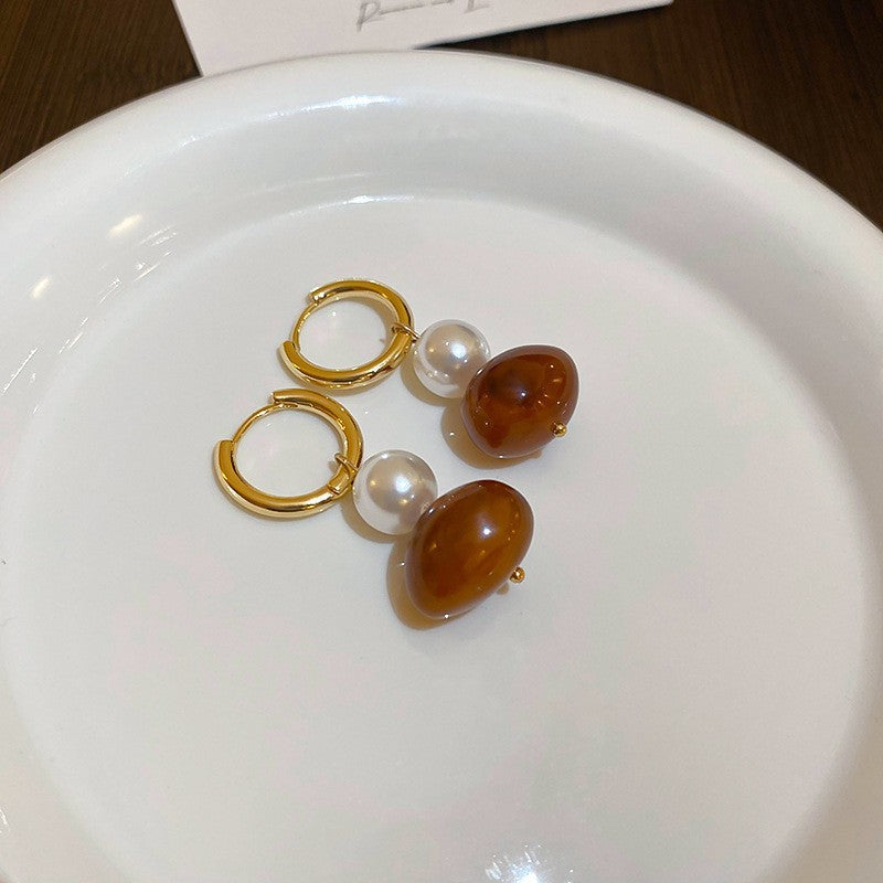 Vintage Brown Resin Round Stud Earrings