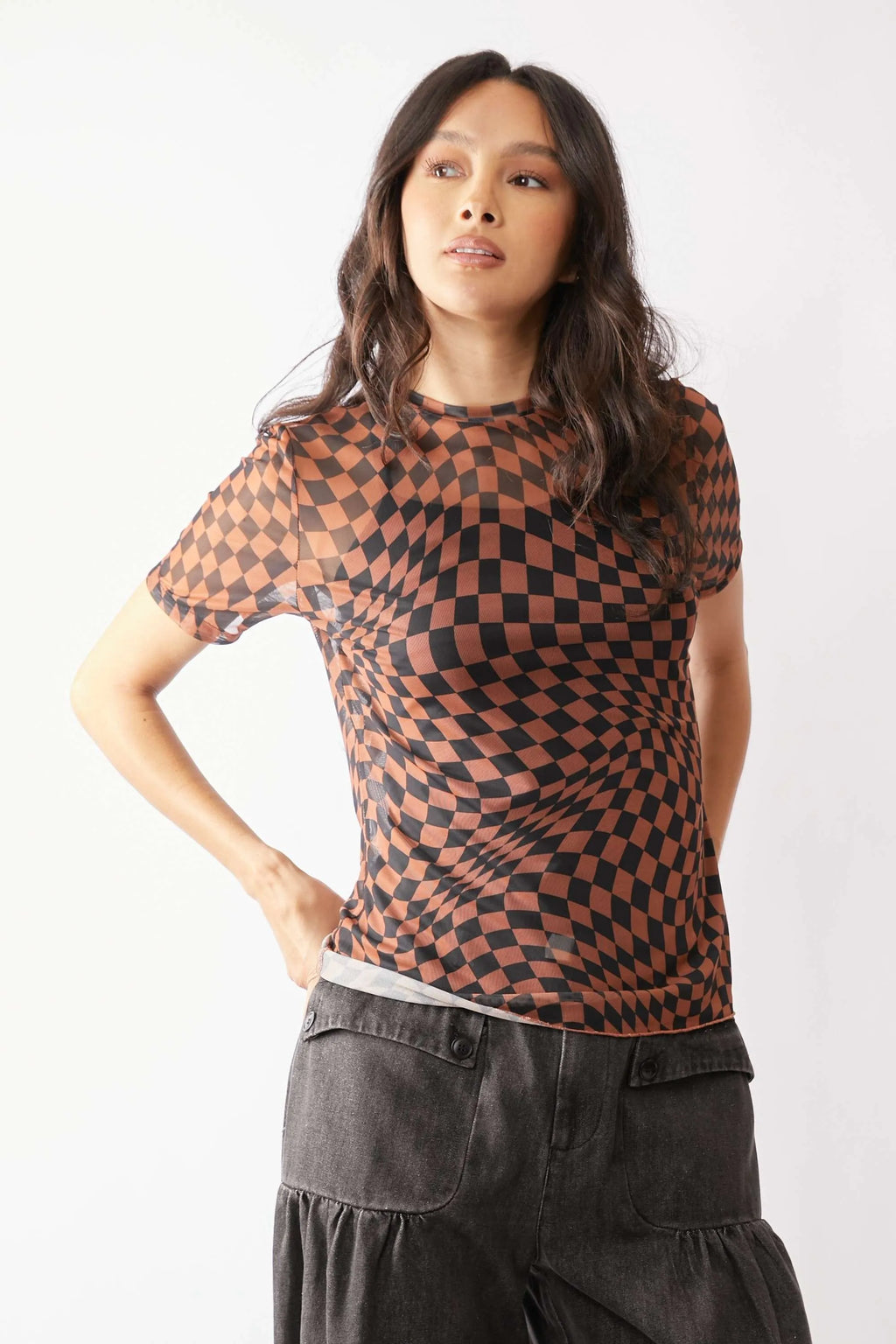 Davi & Dani Checker Board Printed Mesh Short Sleeve Top