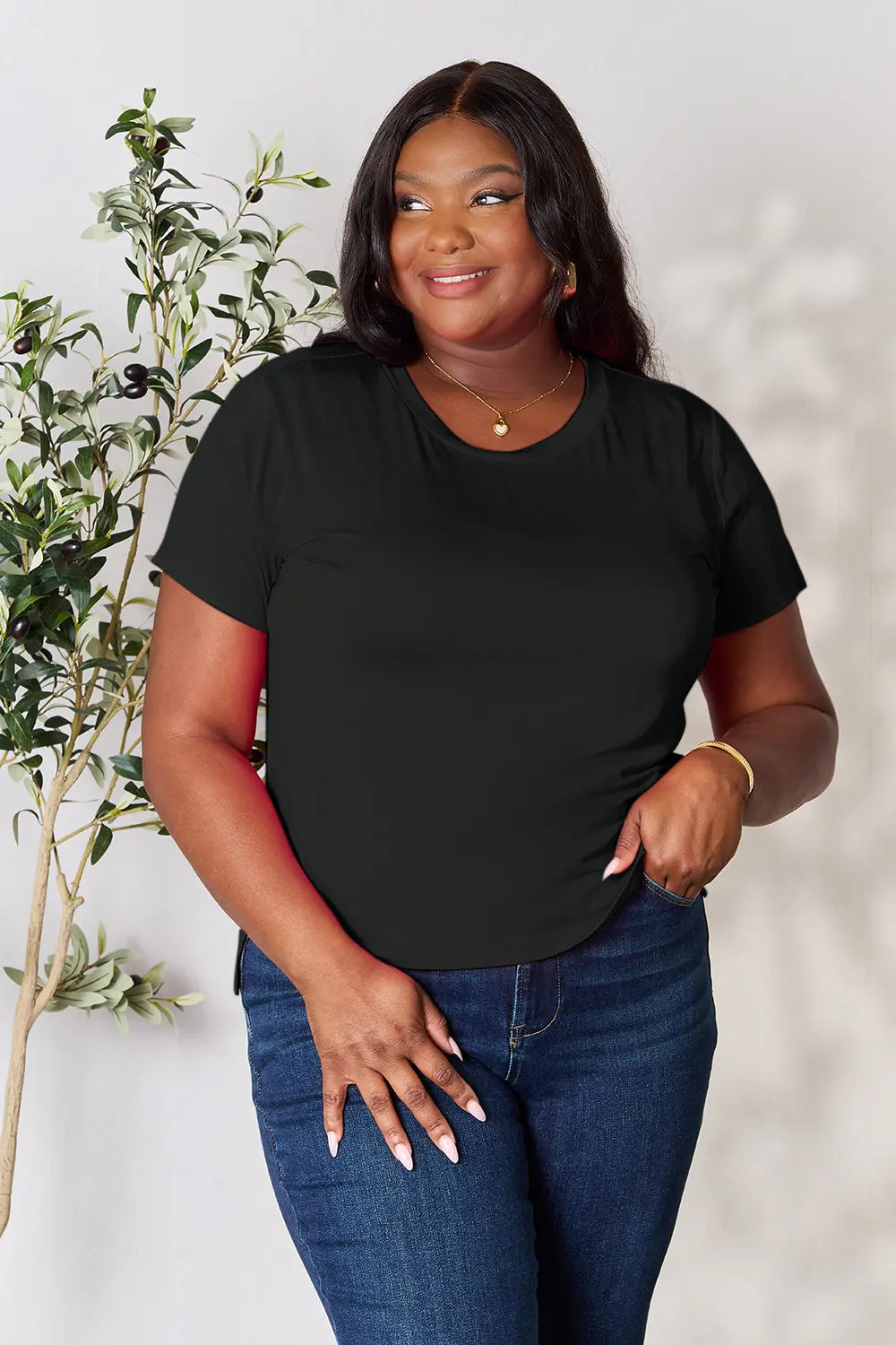 Basic Bae Full Size Round Neck Short Sleeve T-Shirt Plus Size