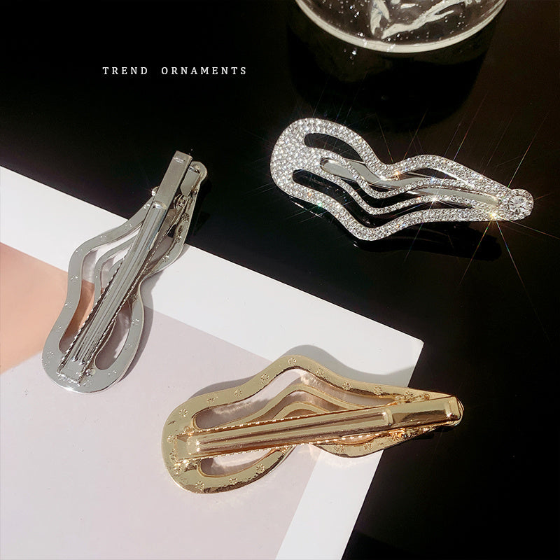 Diamond Side Clip: Irregular Lines Bang